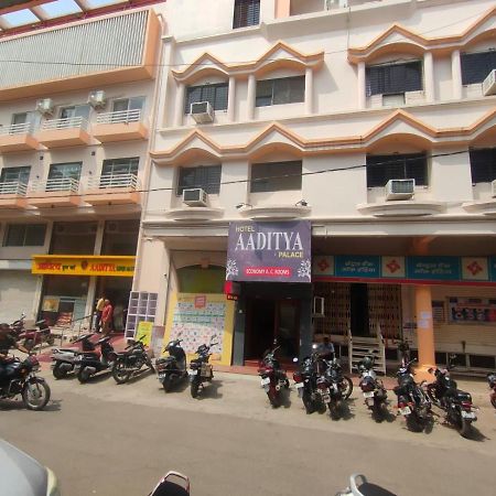 Hotel Aaditya Palace Bhusāwal Εξωτερικό φωτογραφία