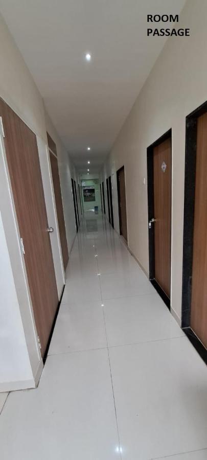 Hotel Aaditya Palace Bhusāwal Εξωτερικό φωτογραφία